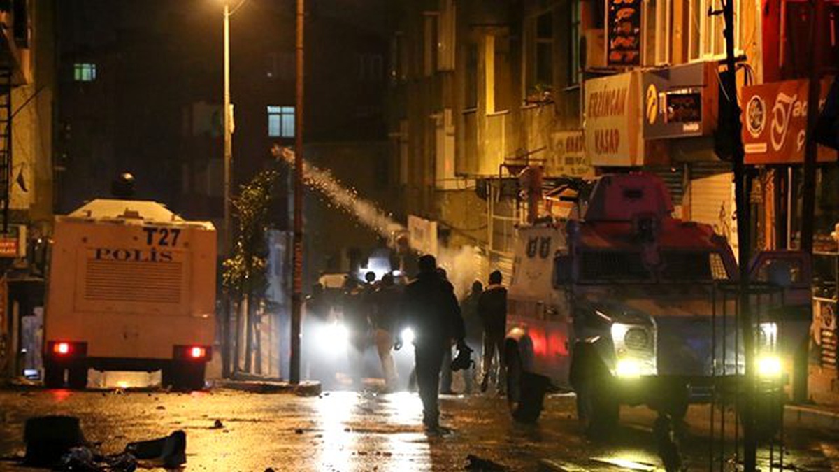 İstanbul\'da İzinsiz Gösteriler