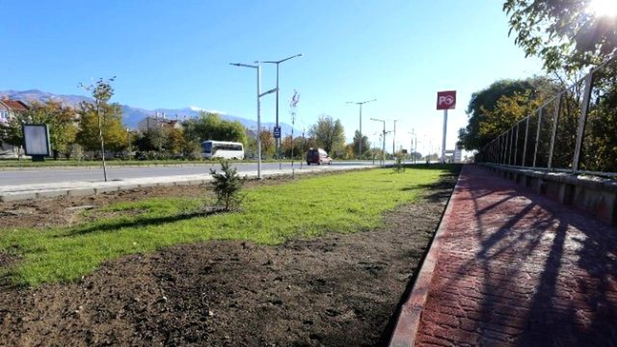 Erzincan\'da 125 Kilometre Kaldırım İnşa Edildi