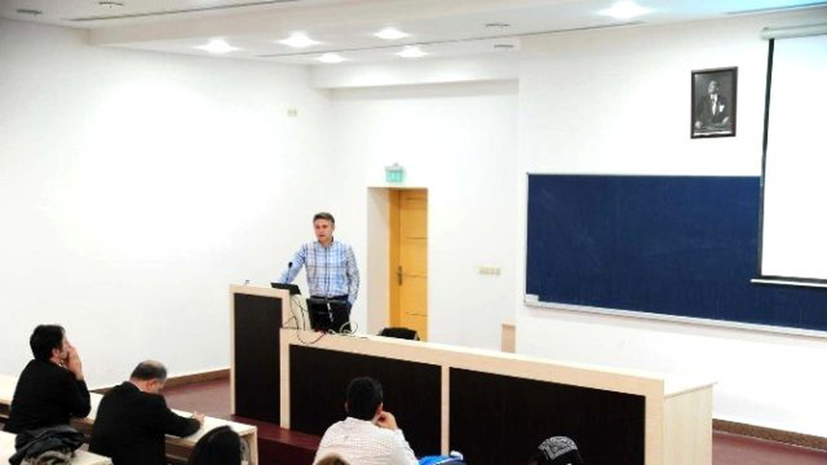 Saü\'de "Bilişimin Sistemlerinin Bugünü ve Geleceği" Konferansı Düzenlendi