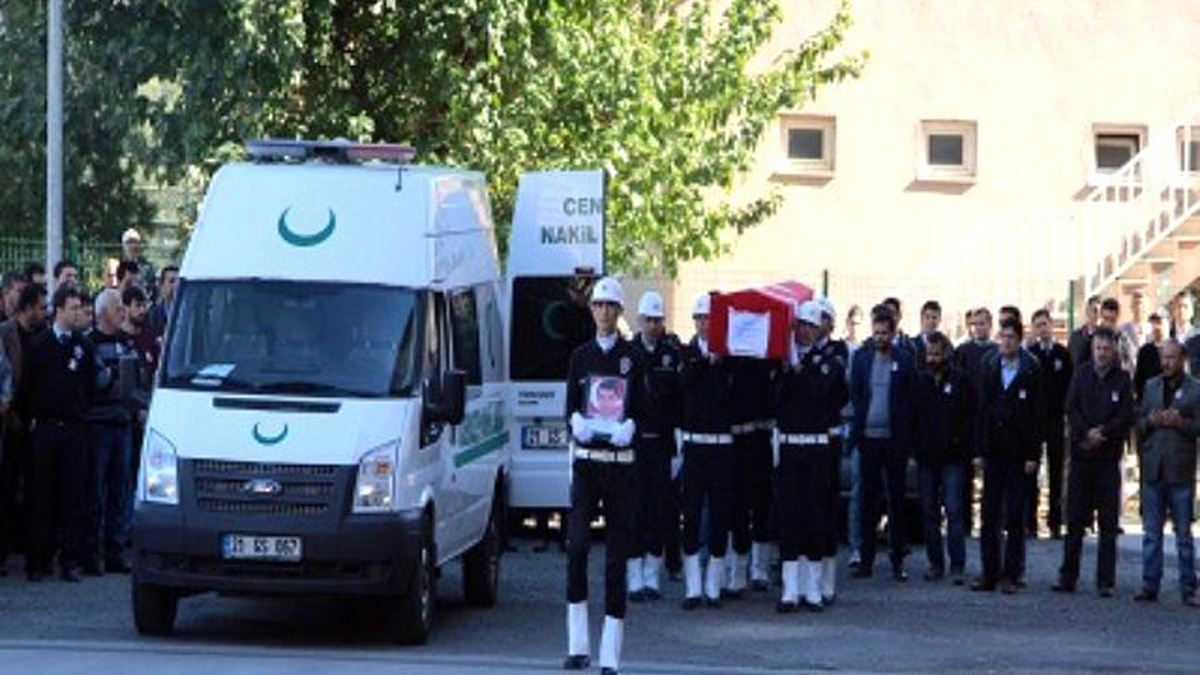 Şehit Polis Memuru Demir Son Yolculuğuna Uğurlandı