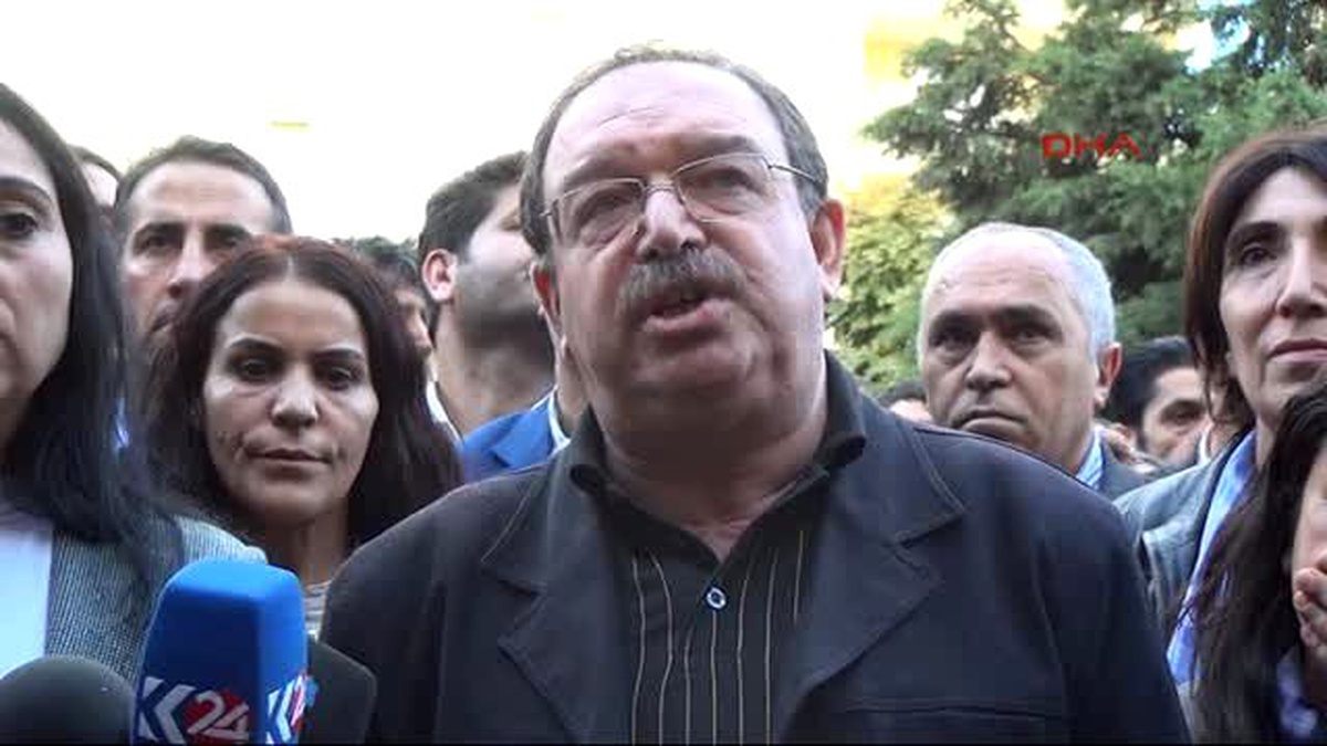 Silvan Sokağa Çıkma Yasağının Sürdüğü Mahallelere Girmeye Çalışan Hdp\'lilere Müdahale 3silvan...