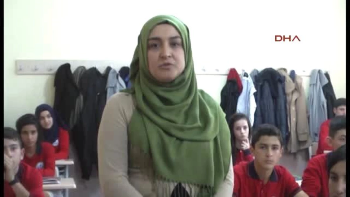 Turhallı Lise Öğrencileri Huduttaki Askerlere \'Anne Yemeği\' Gönderdi