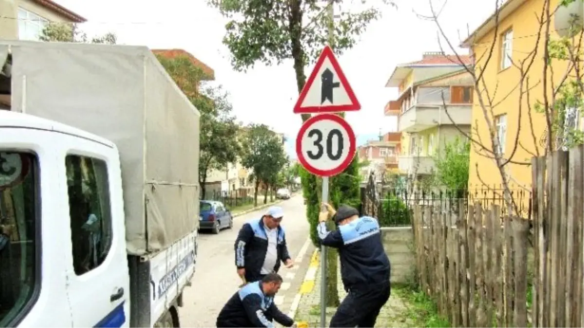 Zabıta, Trafik Denetimlerini Titizlikle Yürütüyor