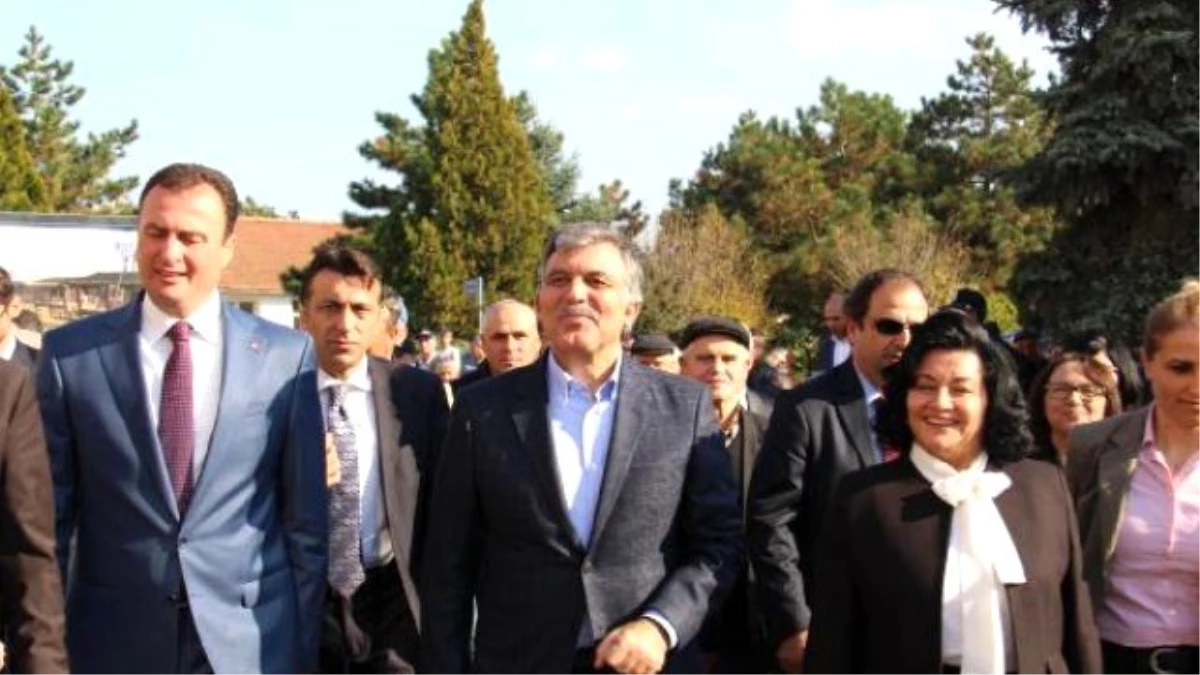 Abdullah Gül\'e Evrensekiz\'de Yoğun İlgi