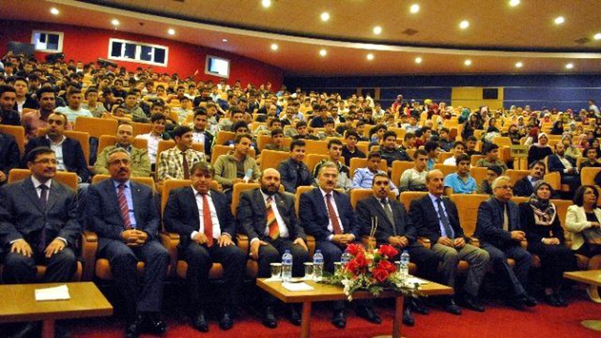 Adü\'de \'Sporda Ahlak ve Kötü Alışkanlıklardan Korunma Semineri\' Verildi