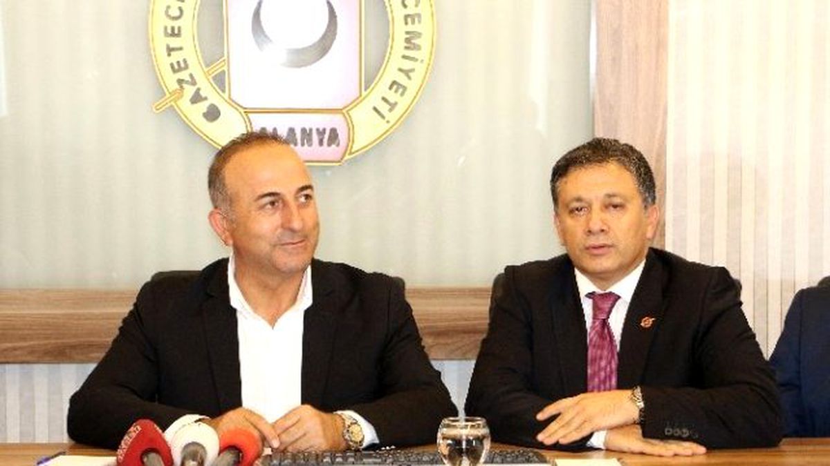 AK Parti Genel Başkan Yardımcısı Çavuşoğlu Alanya\'da
