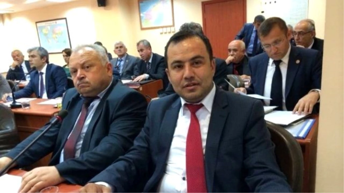 Ak Partili İl Genel Meclisi Üyesi ile CHP İlçe Başkanı Kavga Etti