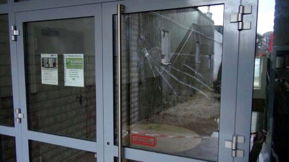 Almanya\'da Camiye Molotoflu Saldırı Düzenlendi