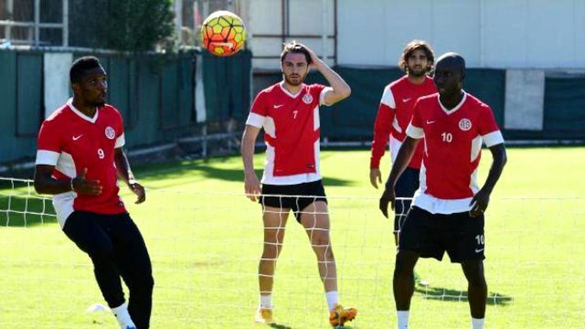 Antalyaspor Antrenmanında Eto\'o Şov