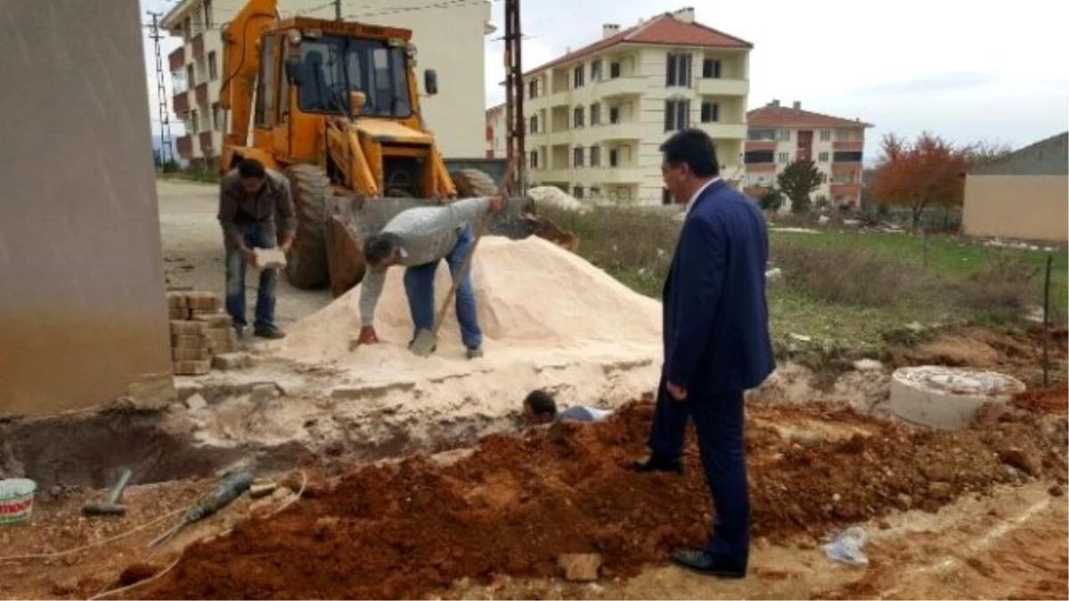 Belediye Başkanı Çalışmaları Yerinde İnceledi