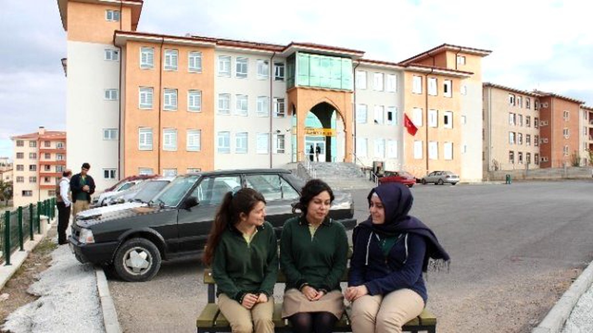 Beyşehir Belediyesinden Okullara Destek