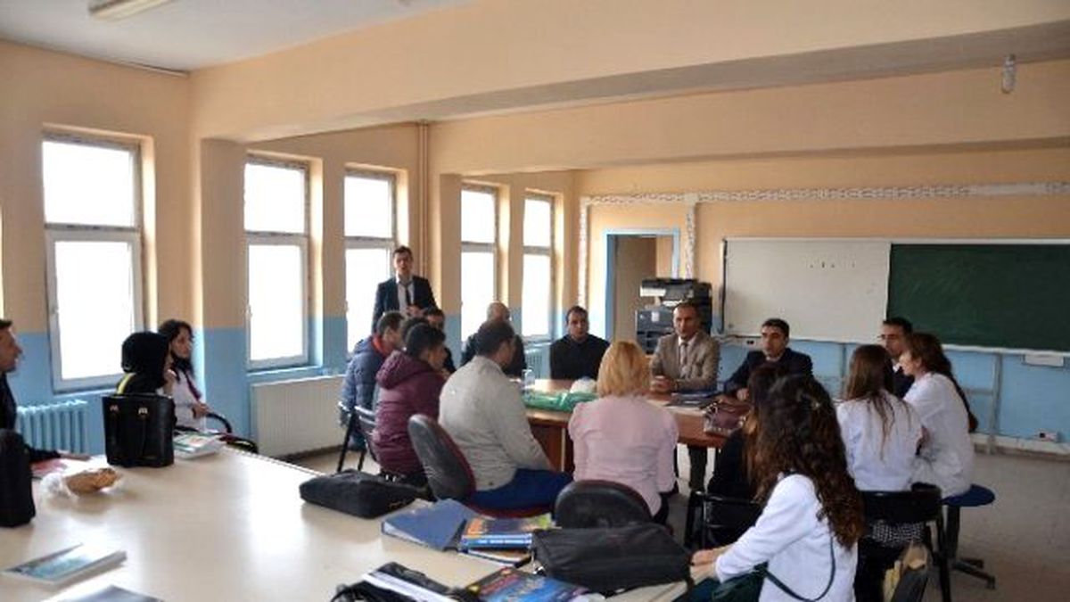 Bulanık İlçe Milli Eğitim Müdürü Deniz Edip\'in Okul Ziyaretleri Devam Ediyor