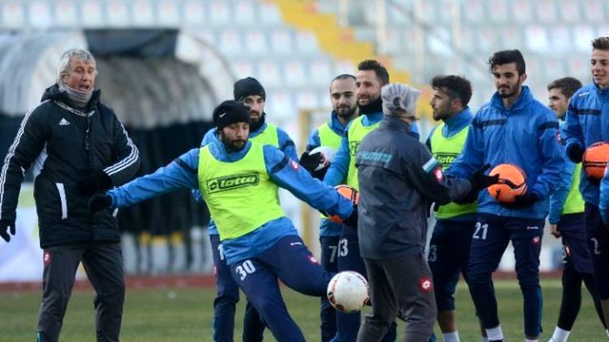 Dadaşlar, Arsinspor Maçı Hazırlıklarını Sürdürüyor