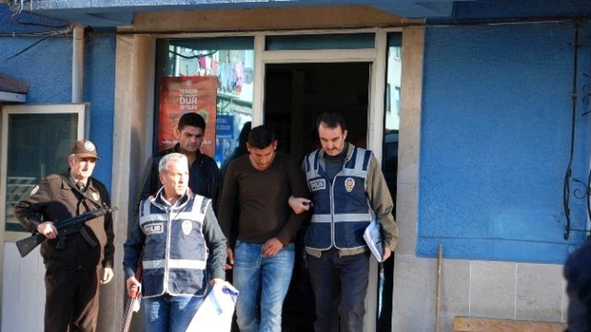 Düğün Karıştı, Biri Sivil Polis 16 Kişi Yaralandı