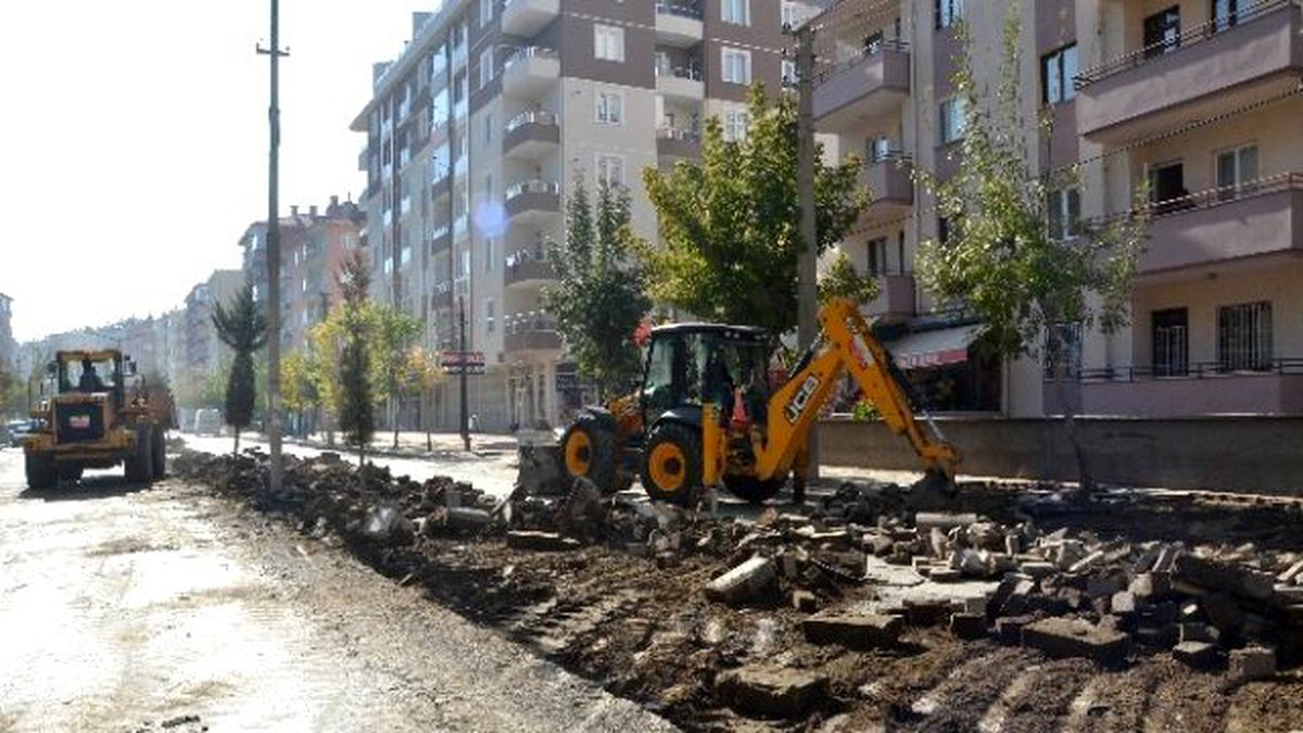 Ereğli\'de Alt ve Üst Yapı Çalışmaları Sürüyor