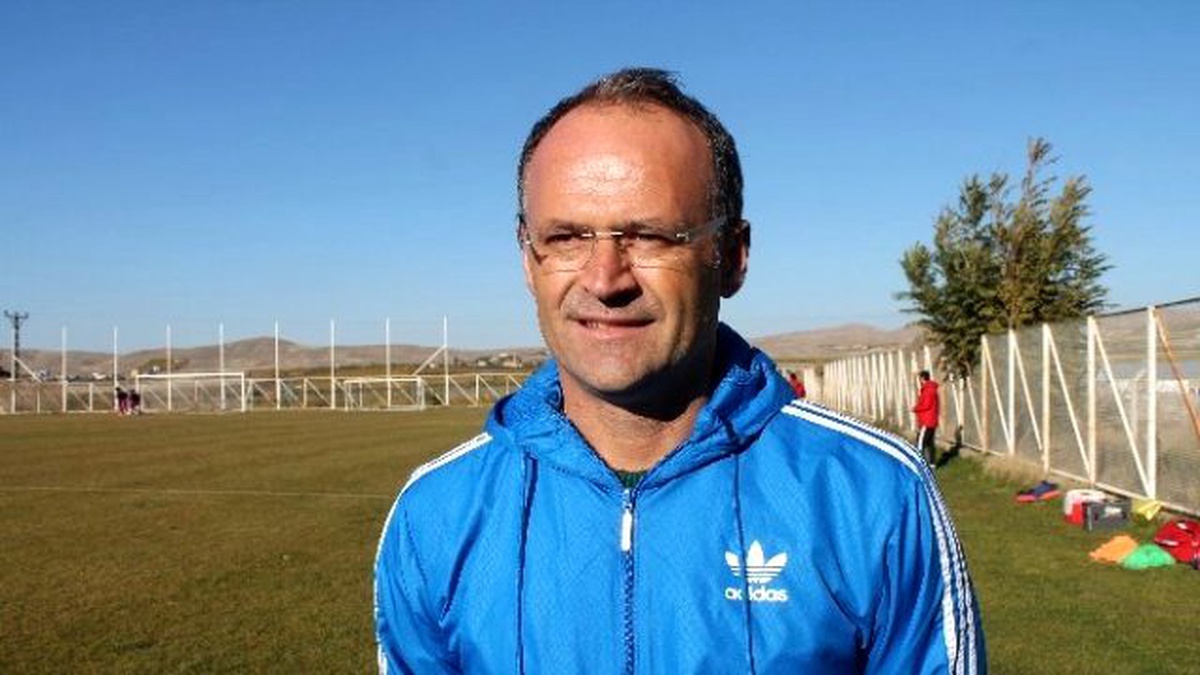 İrfan Buz: "Nokta Transferlere İhtiyaç Var"