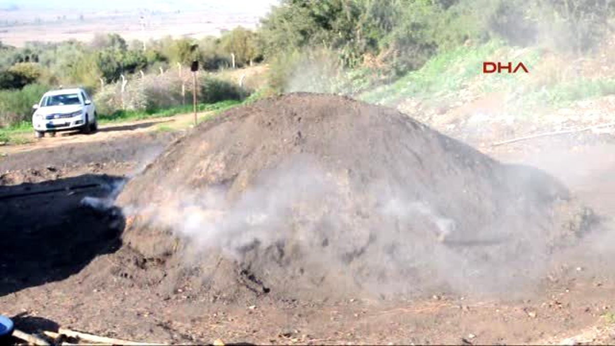 İzmir - Kadın Girişimci Zeytin Odunundan Mangal Kömürü Üretiyor