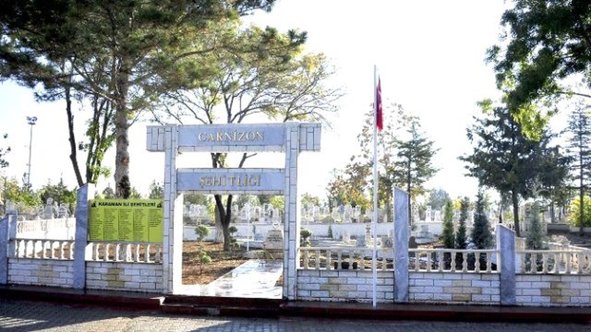 Karaman\'da Garnizon Şehitliğinde Düzenleme Çalışması