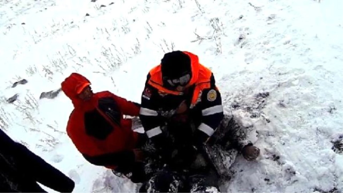 Kars\'ta Tipiye Yakalanan Çobanın Cesedi Bulundu