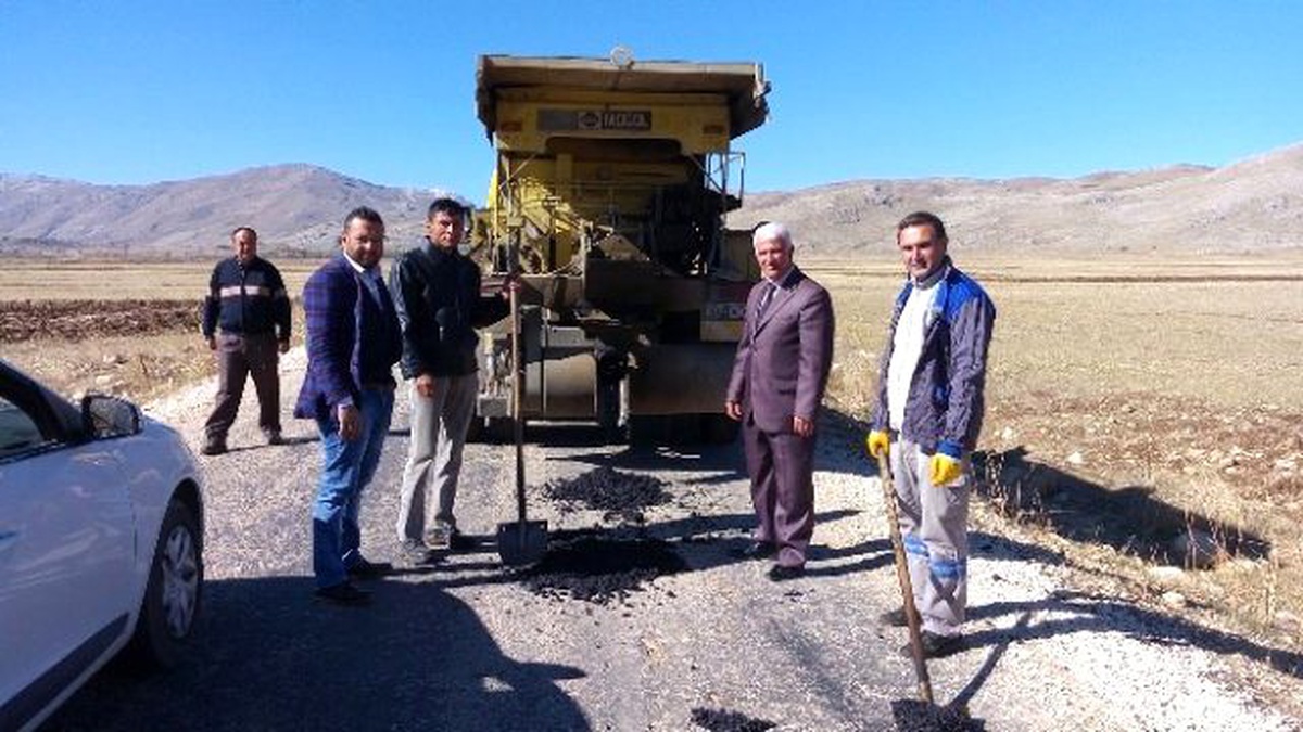 Korkuteli Yayla Mahallelerinde Yama Çalışması Sürüyor
