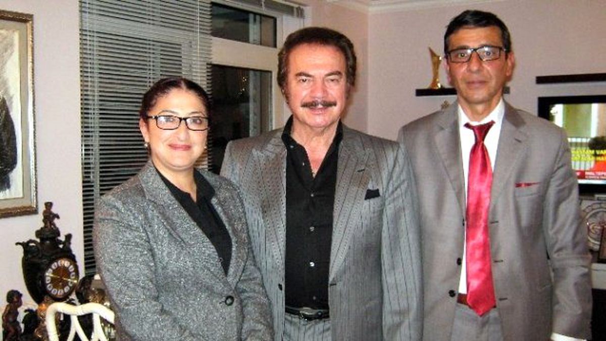 Orhan Gencebay, Doğduğu Mahallenin Muhtarını Misafir Etti