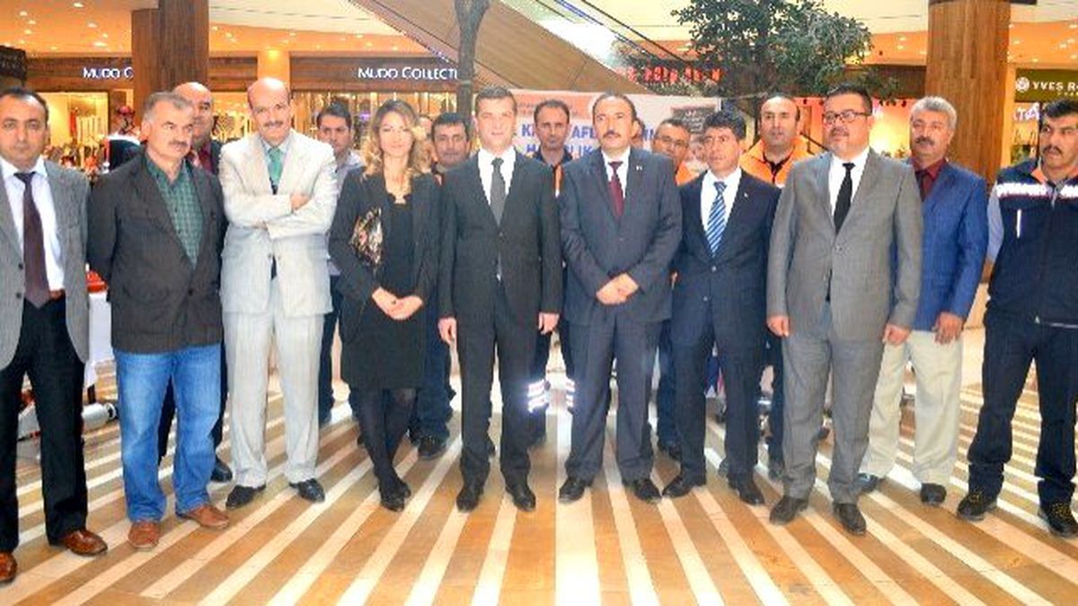 Piazza\'da Afet Konusunda Hayati Bilgiler Paylaşıldı