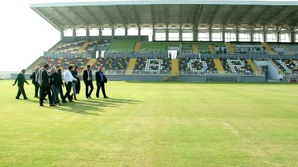 Semih Şentürk, Bornova Stadını Gezdi