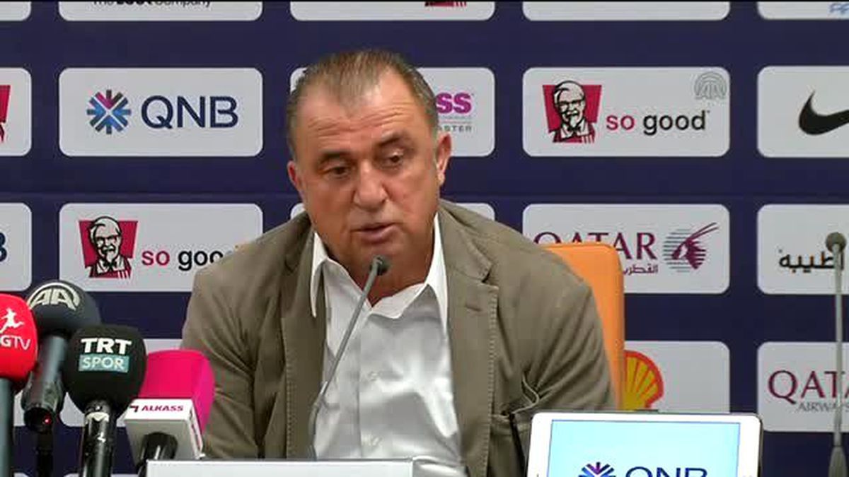 Türkiye Futbol Direktörü Fatih Terim'in Basın Toplantısı (2)