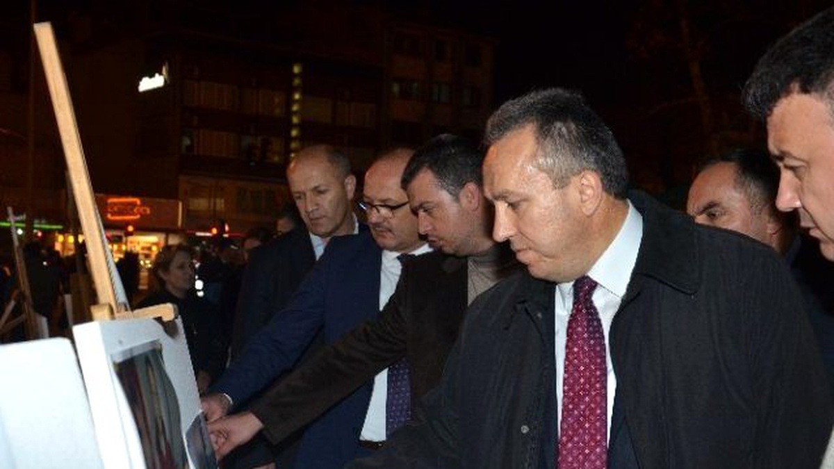 Vali Fidan Deprem Sergisini Gezdi