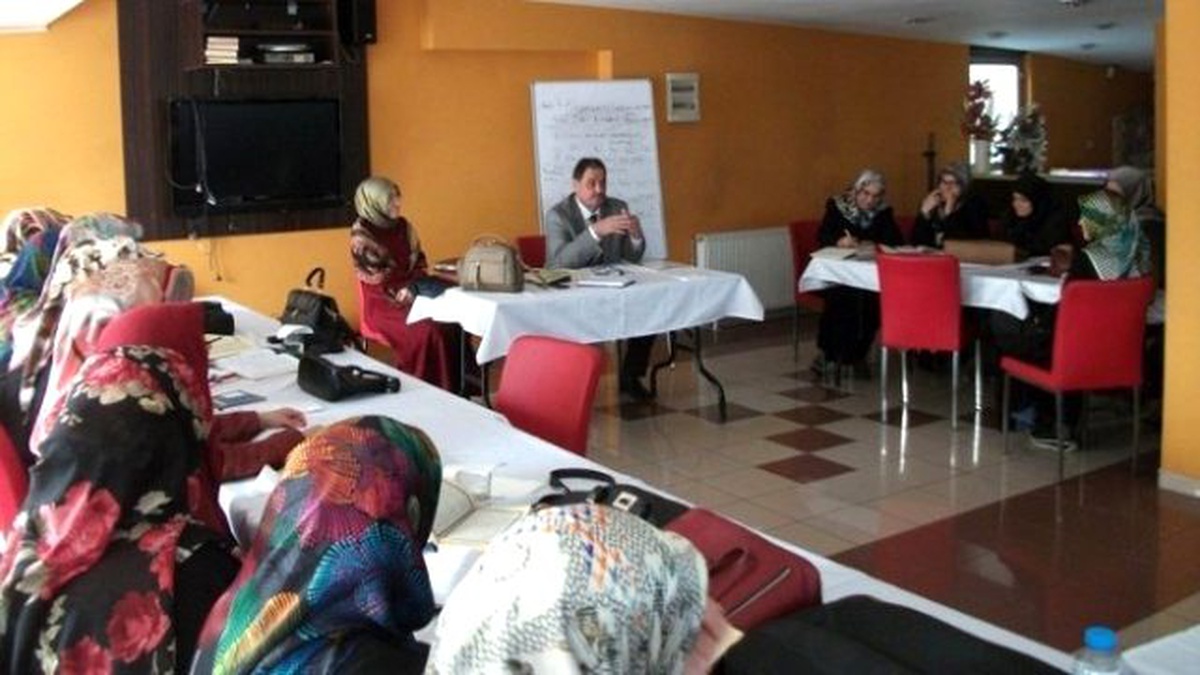 Düzce Müftülüğünde Meal ve Tefsir Dersleri Veriyor