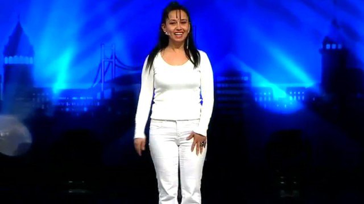Günay Tuğrul\'un Stand Up Gösterisi