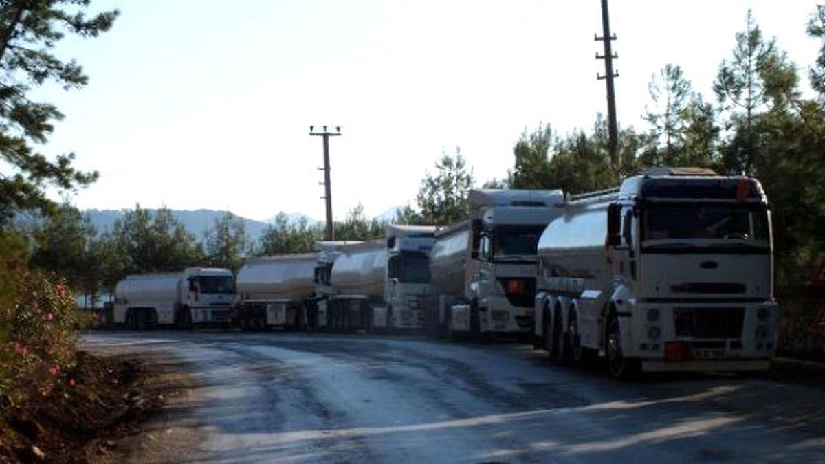 Hintli İşadamının Lüks Yatı Marmaris\'e Demir Attı