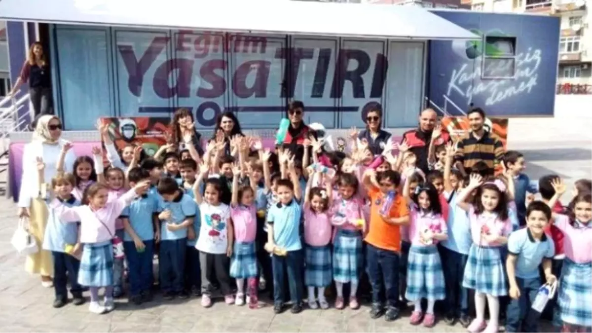 Kansersiz Yaşam Derneği\'nin "Yaşa Tır"I 6 Kenti Gezecek