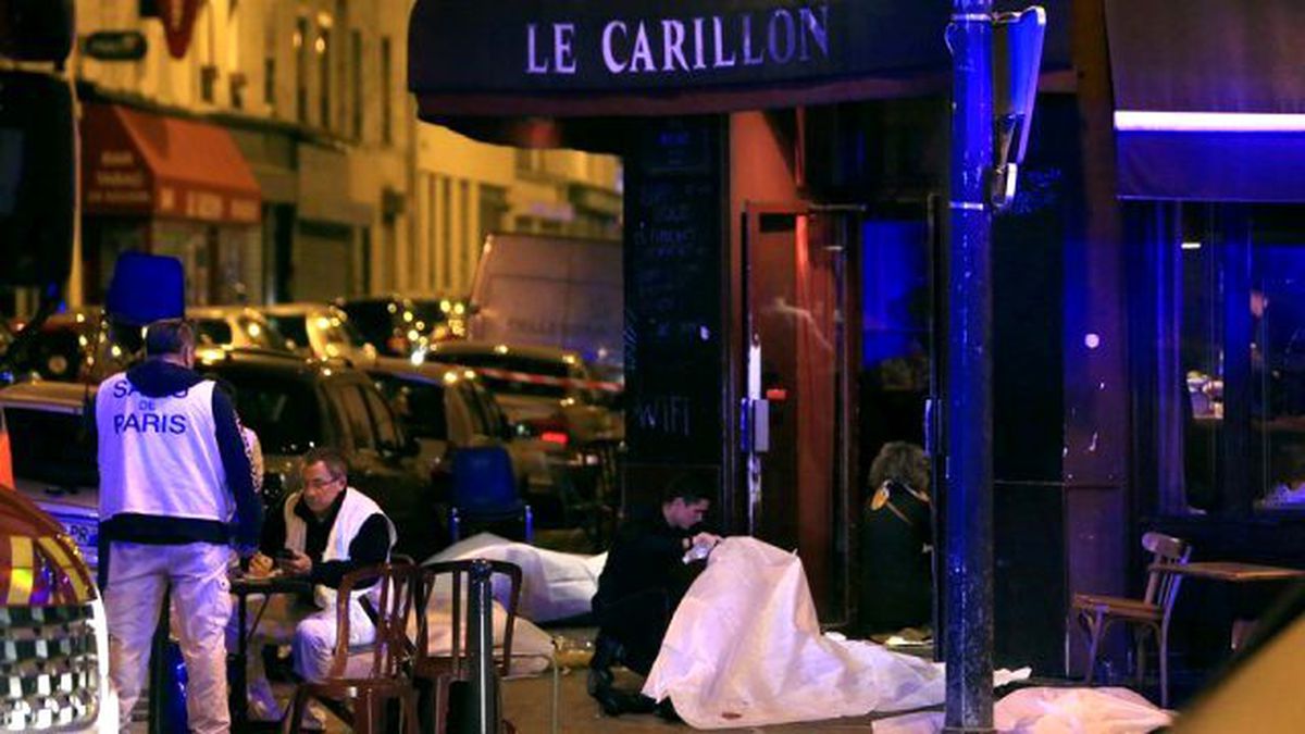 Paris Saldırganlarının Birisinin Üzerinde Suriye Pasaportu Bulundu