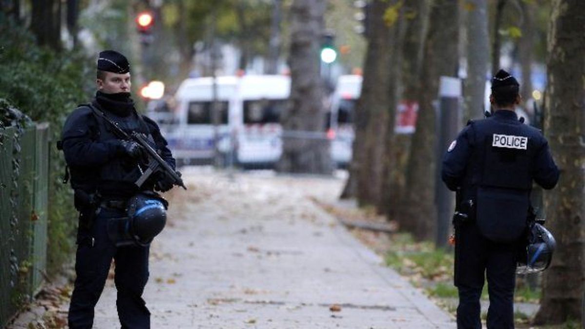 Paris\'te Terör Saldırısında En Az 153 Hayatını Kaybetti