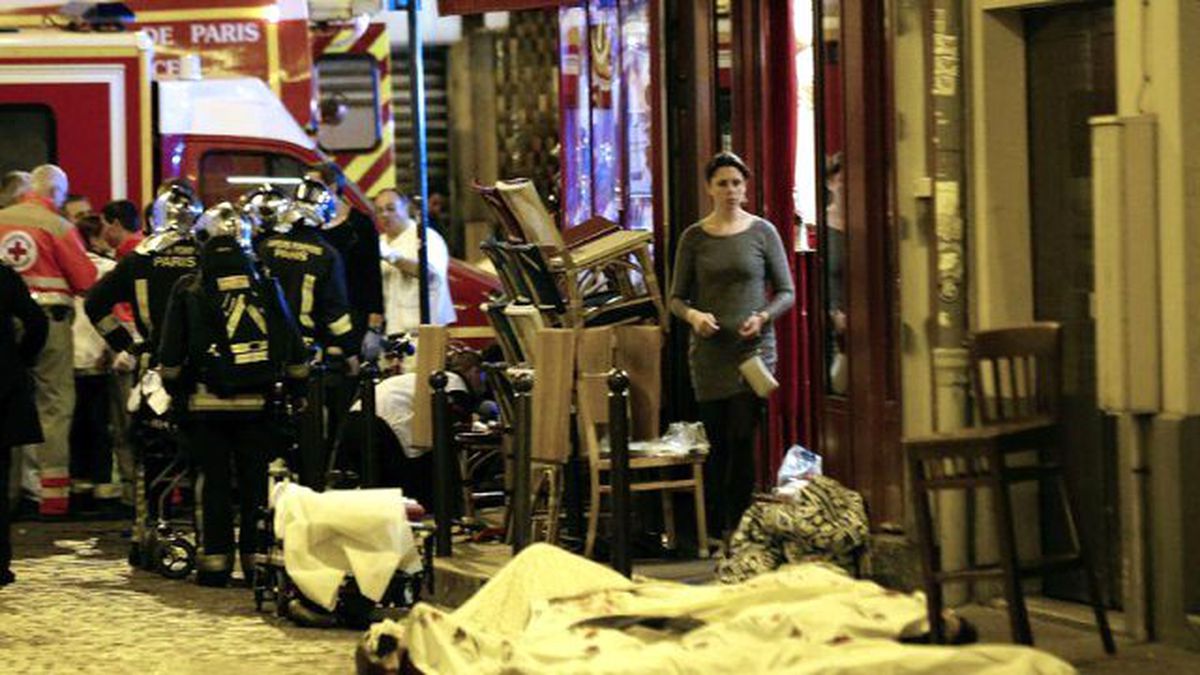 Paris'teki Saldırı Anı Kameraya Yansıdı