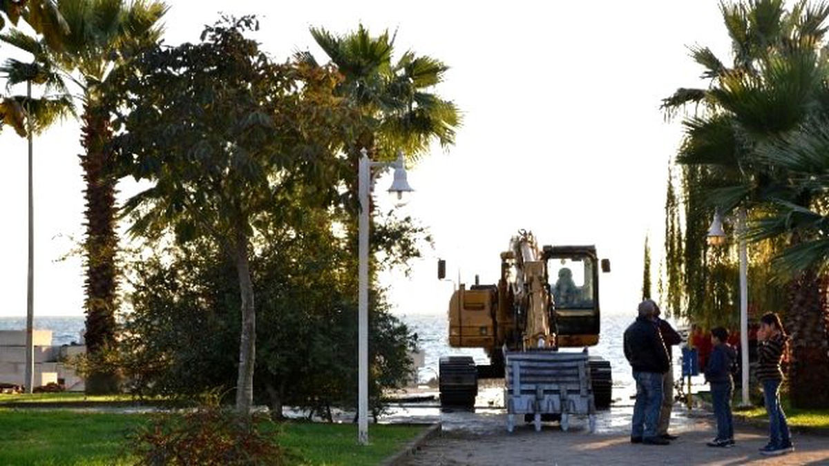 Sinop\'ta Yenileme Çalışmaları Sürüyor