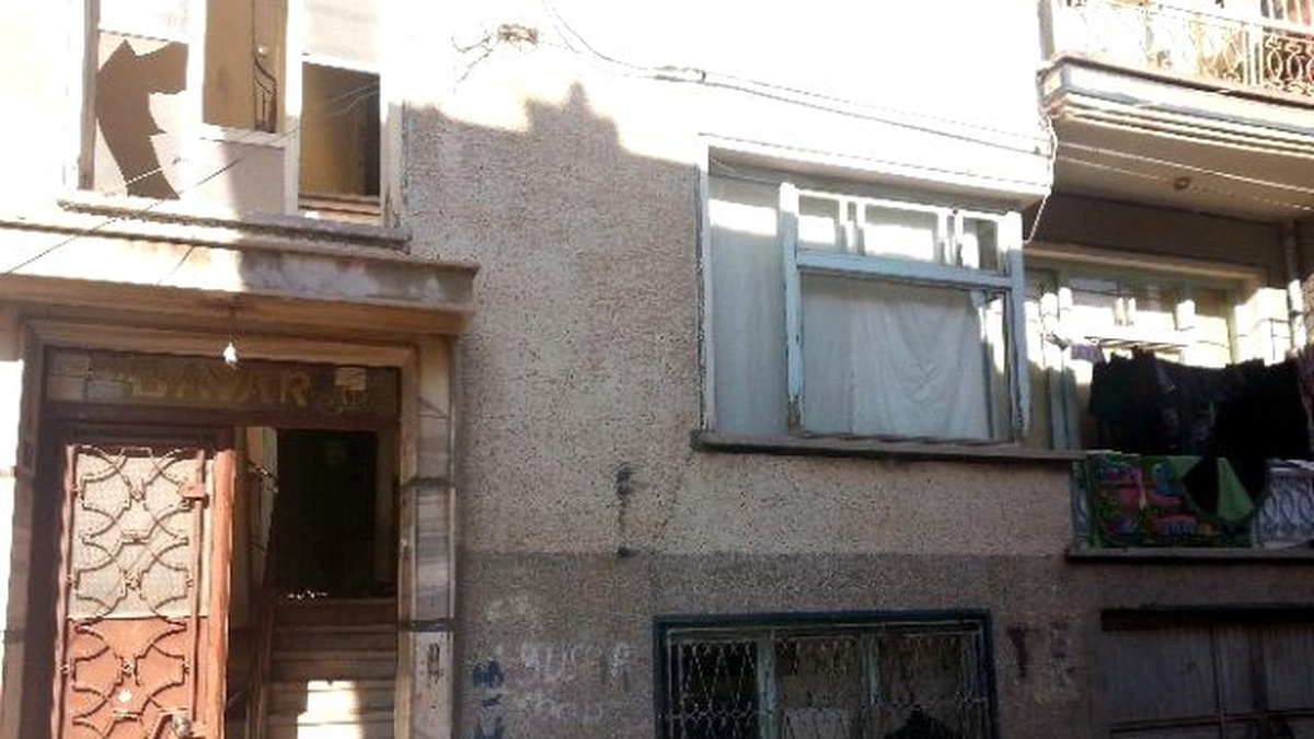 Suriyeli Anne Uyuyakalınca Emzirdiği Bebeği Öldü
