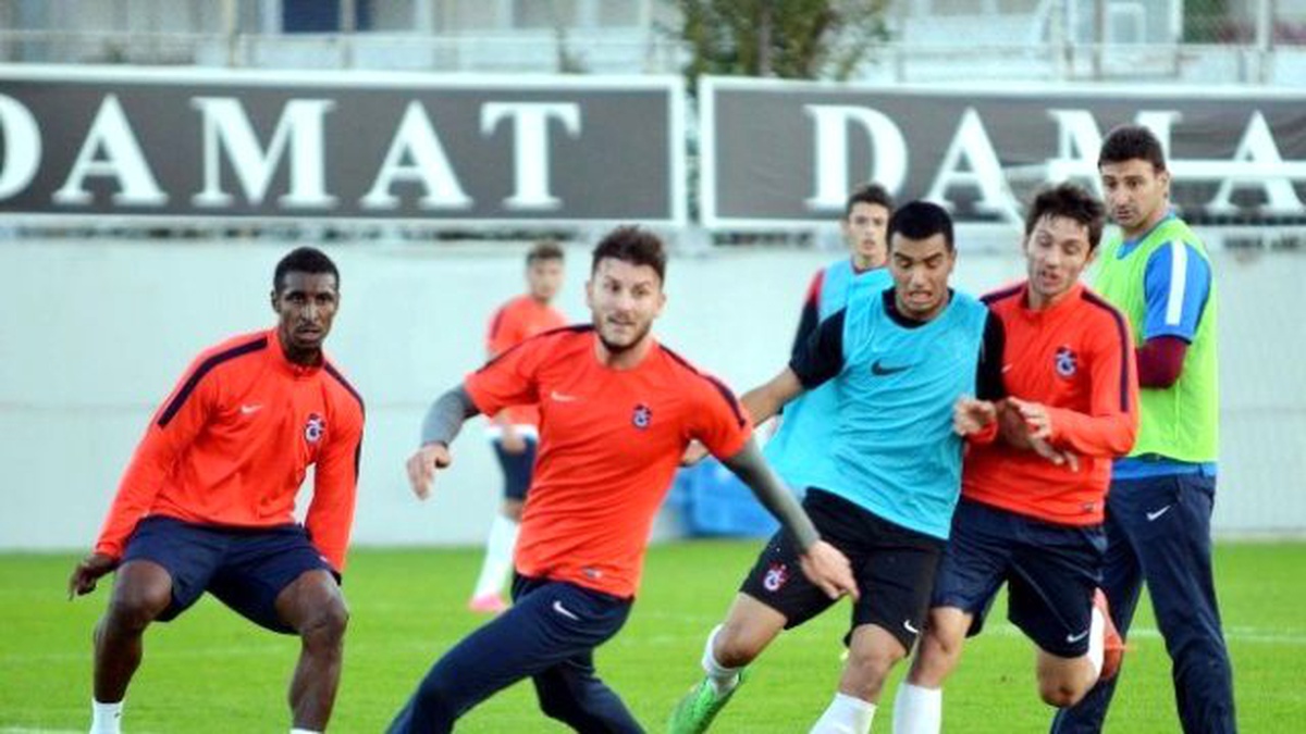 Trabzonspor, U21 Takımıyla Hazırlık Maçı Yaptı