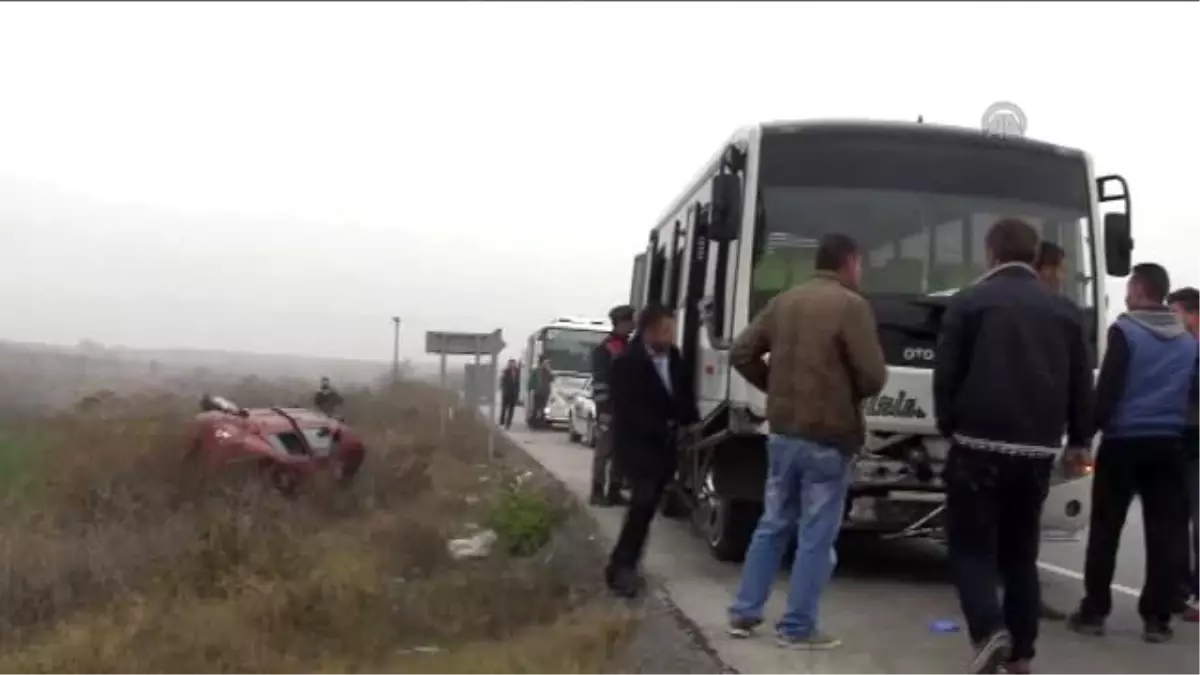 Trafik Kazası: 1 Ölü, 13 Yaralı