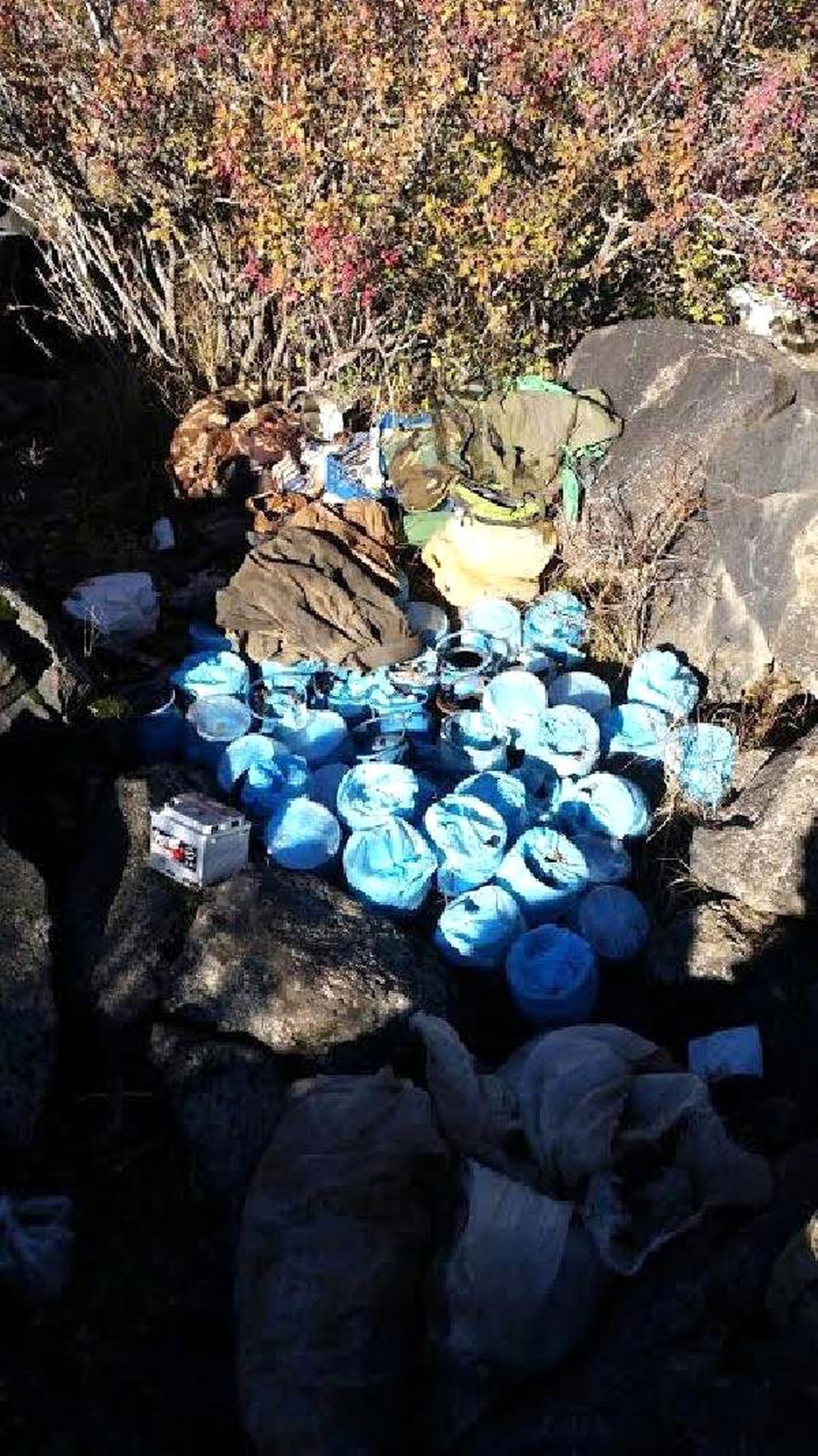 Ağrı Dağı Eteğinde 9 PKK Cephaneliği Ele Geçti