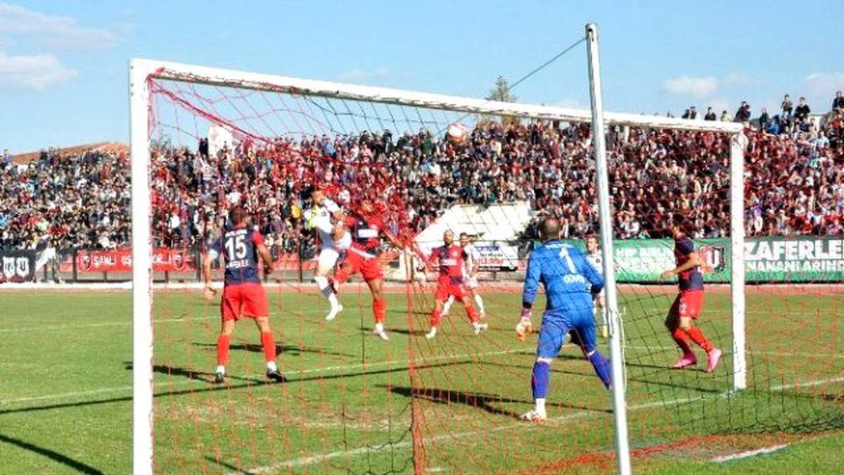 Bal Ligi 10. Grup, Utaş Uşakspor: 3 Ödemişspor: 0