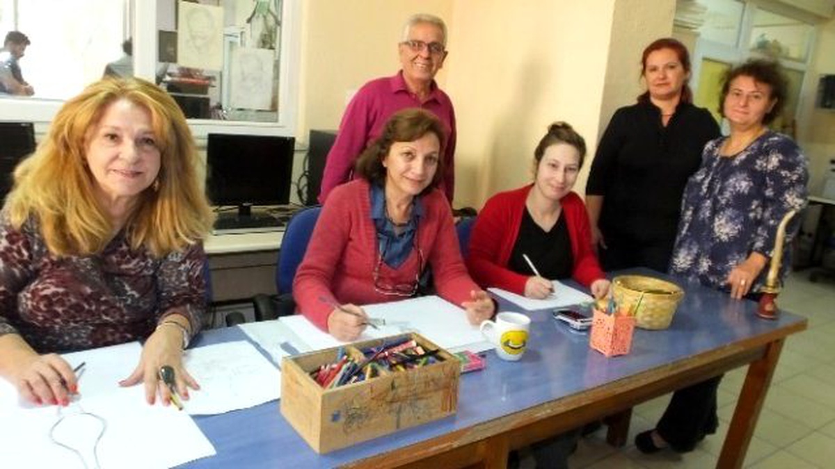 Burhaniye\'de Yetişkinlere Resim Kursu