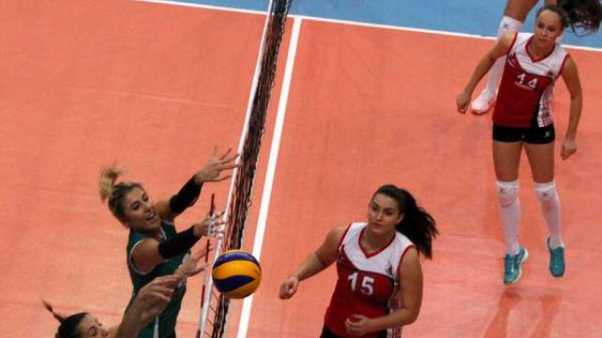 Bursaspor-Gençlerbirliği: 3-0 (Kadınlar Voleybol 3\'üncü Ligi)