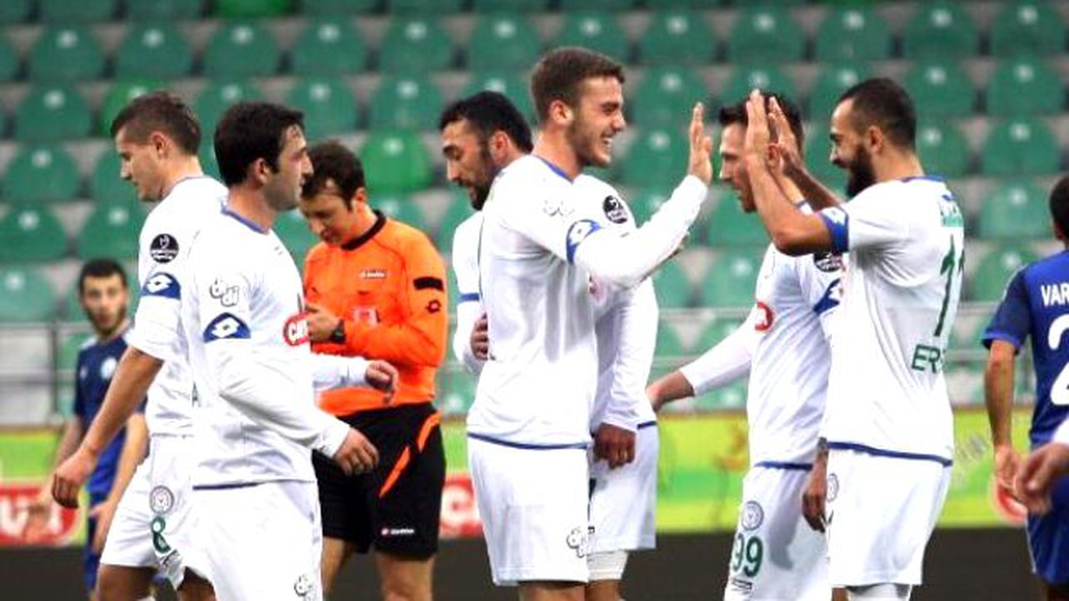 Çaykur Rizespor-Dinamo Batum: 5-2 (Özel Maç)