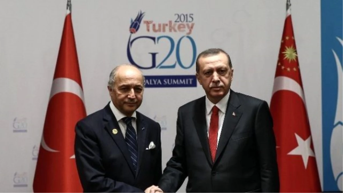 Cumhurbaşkanı Erdoğan Fransa Dışişleri Bakanı Fabius ile Görüştü