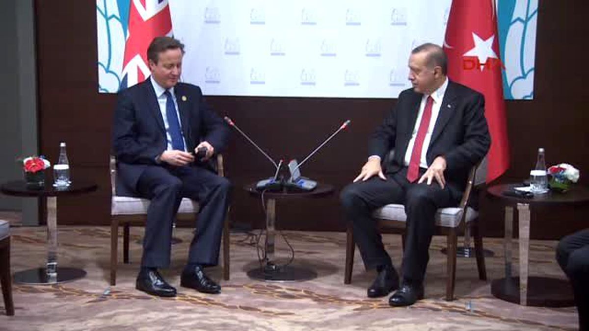 Cumhurbaşkanı Erdoğan, İngiltere Başbakanı David Cameron ile Görüştü