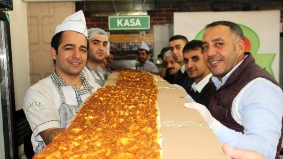 Elazığ\'dan Guinness\'e Aday Lahmacun