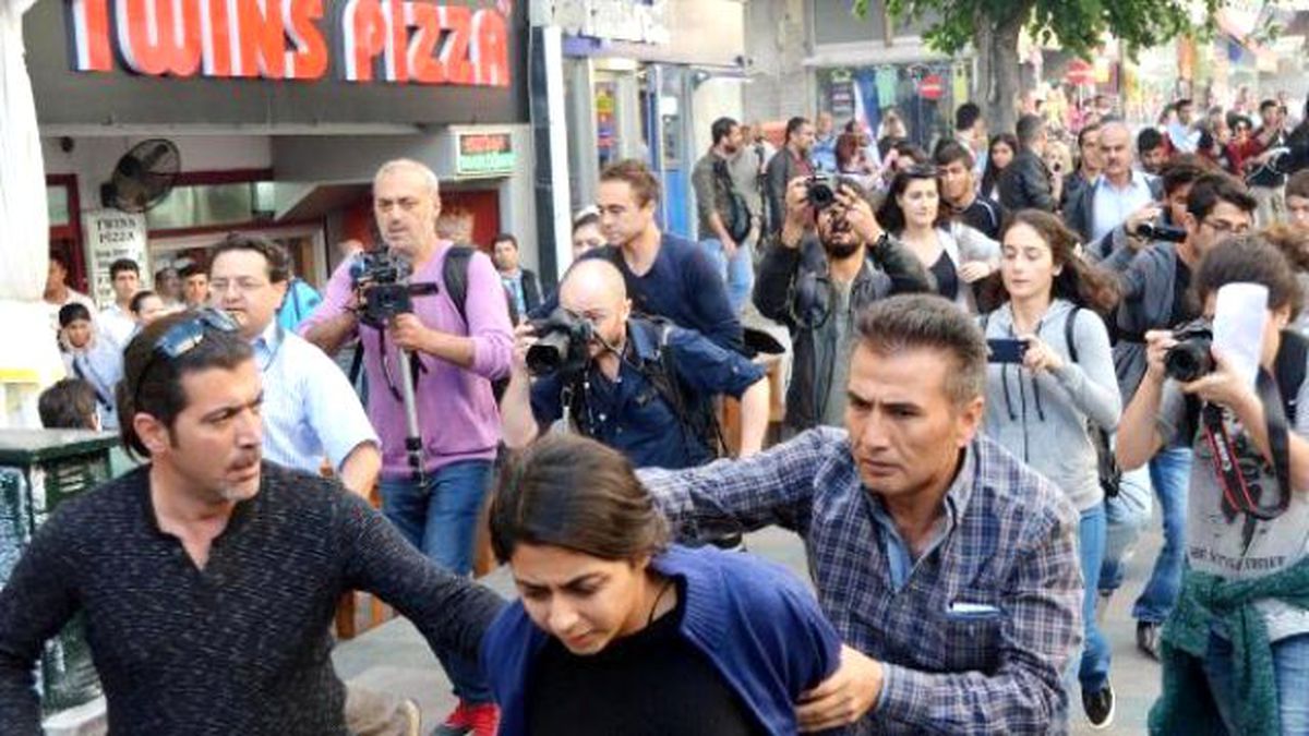 G-20 Protesto Eyleminde Polis Müdahalesi (3)