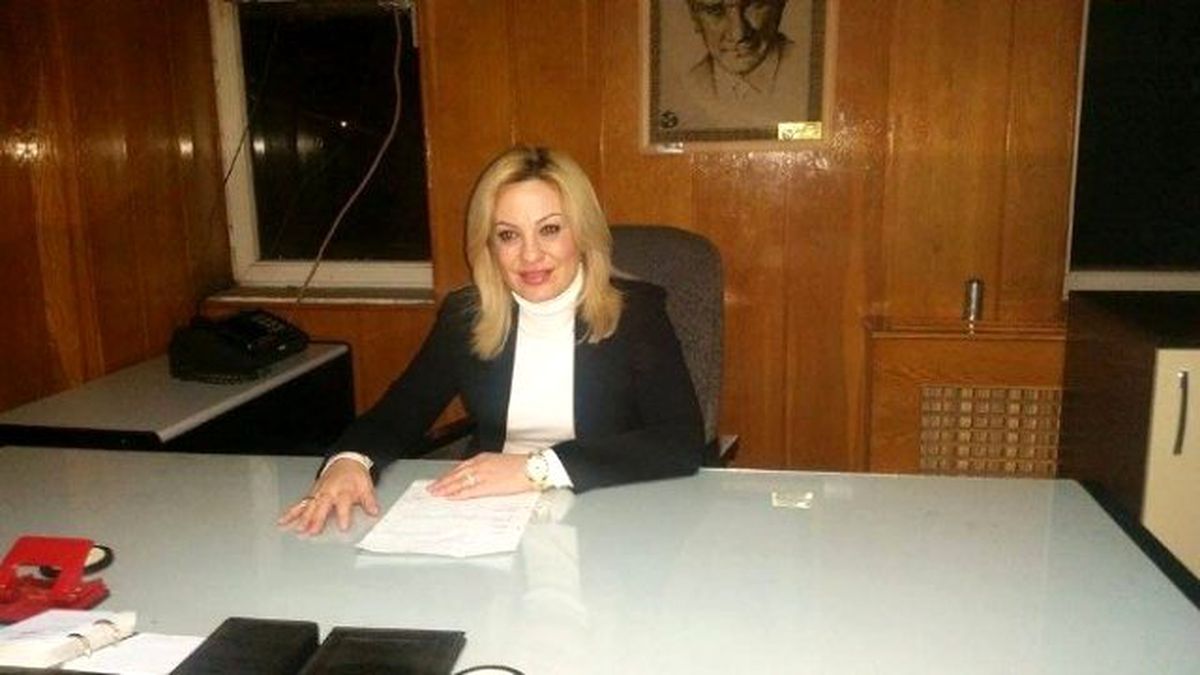 İş Kadını Uçar\'dan, Fransa\'daki, Saldırıya Kınama